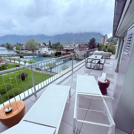 Hop & Hotell Unterseen