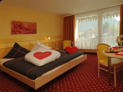Hop & Szálloda 4*